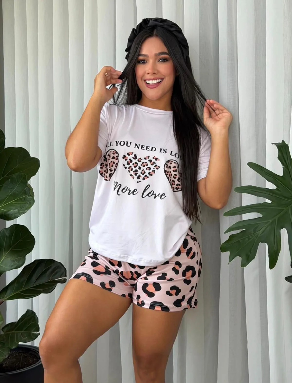 Camiseta con short animal print, vista frontal